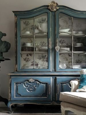 Voorbeelden van Annie Sloan blauwe kleuren op meubels