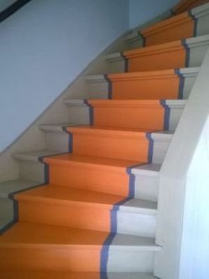 Voorbeelden van Annie Sloan oranje kleuren op meubels