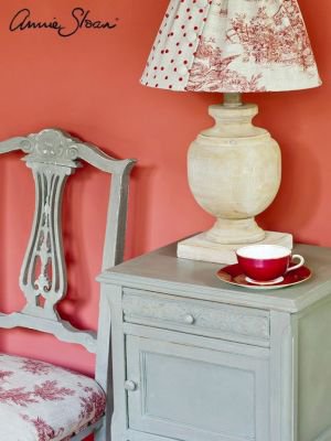 Voorbeelden van Annie Sloan roze kleuren op meubels