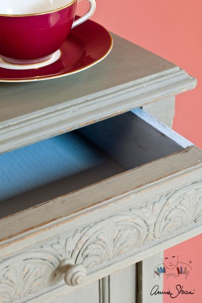 Annie Sloan Chalk Paint French Linen voorbeeld